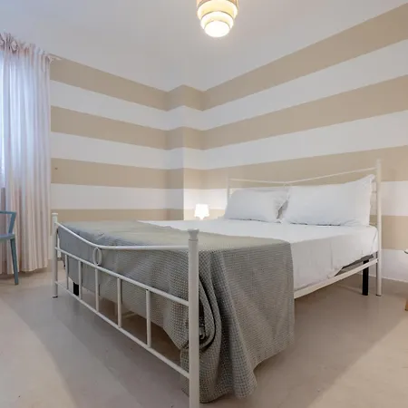 בית נופש Beachside Retreat