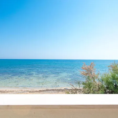 Beachside Retreat Torre Pali