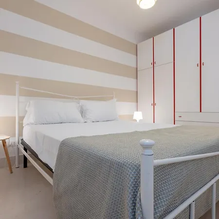 Torre Pali Beachside Retreat *